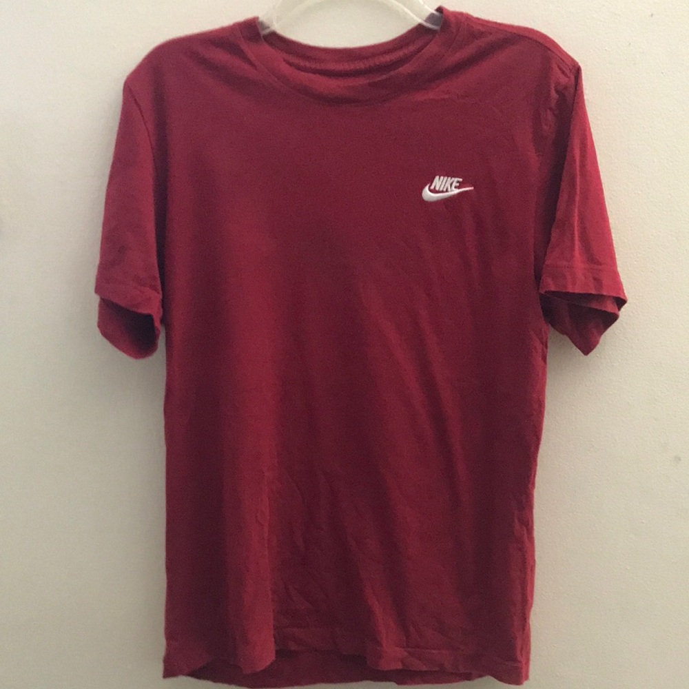 Nike Men's Classic Red Tee